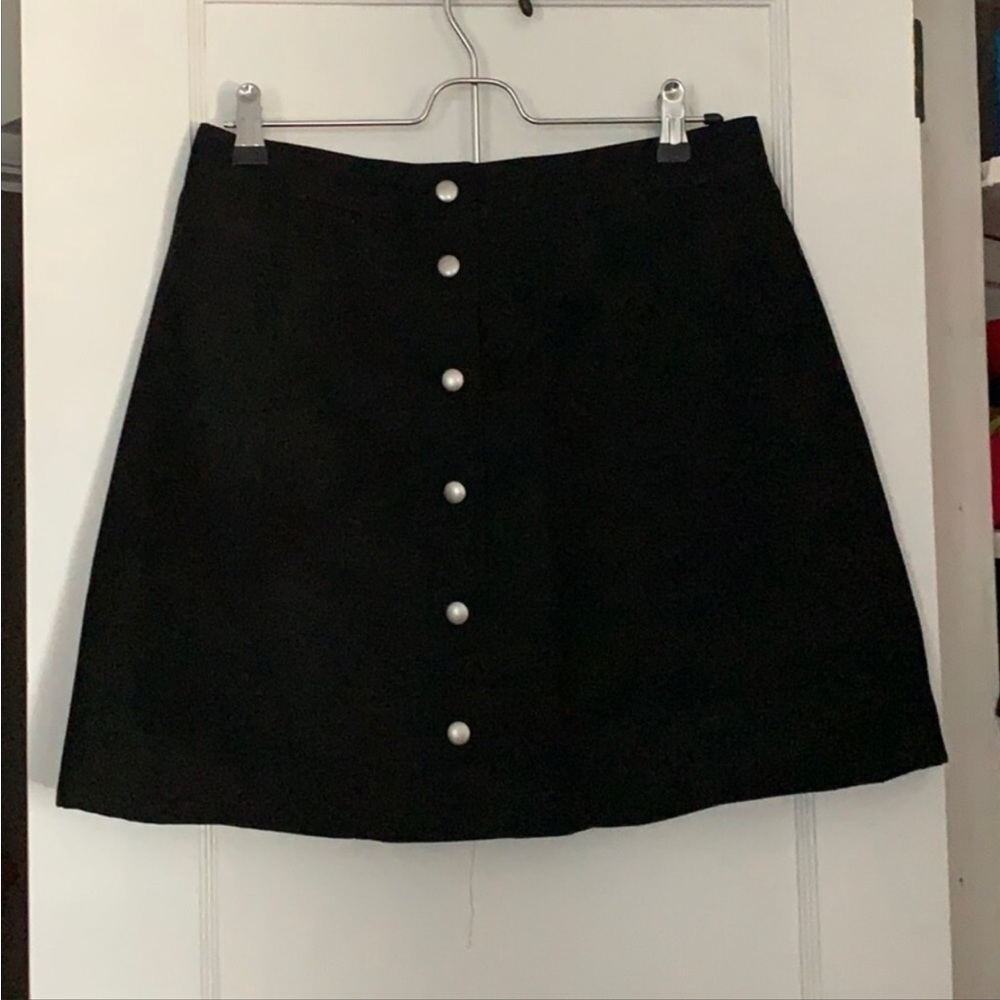 H&M Divided black button up mini skirt.  Size 4, Y2K, Friends, 1995. Academia